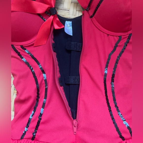 Devil Costume - Picture 10 of 11